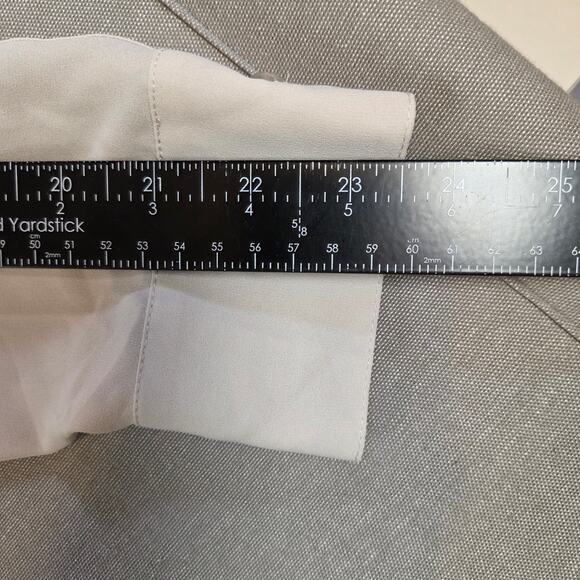 Express Portofino Blouse Women’s Beige Button Front Shirt Size S NWT - Picture 16 of 16